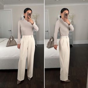 Uniqlo light grey taupe ribbed mock neck long sleeved sweater top small sm